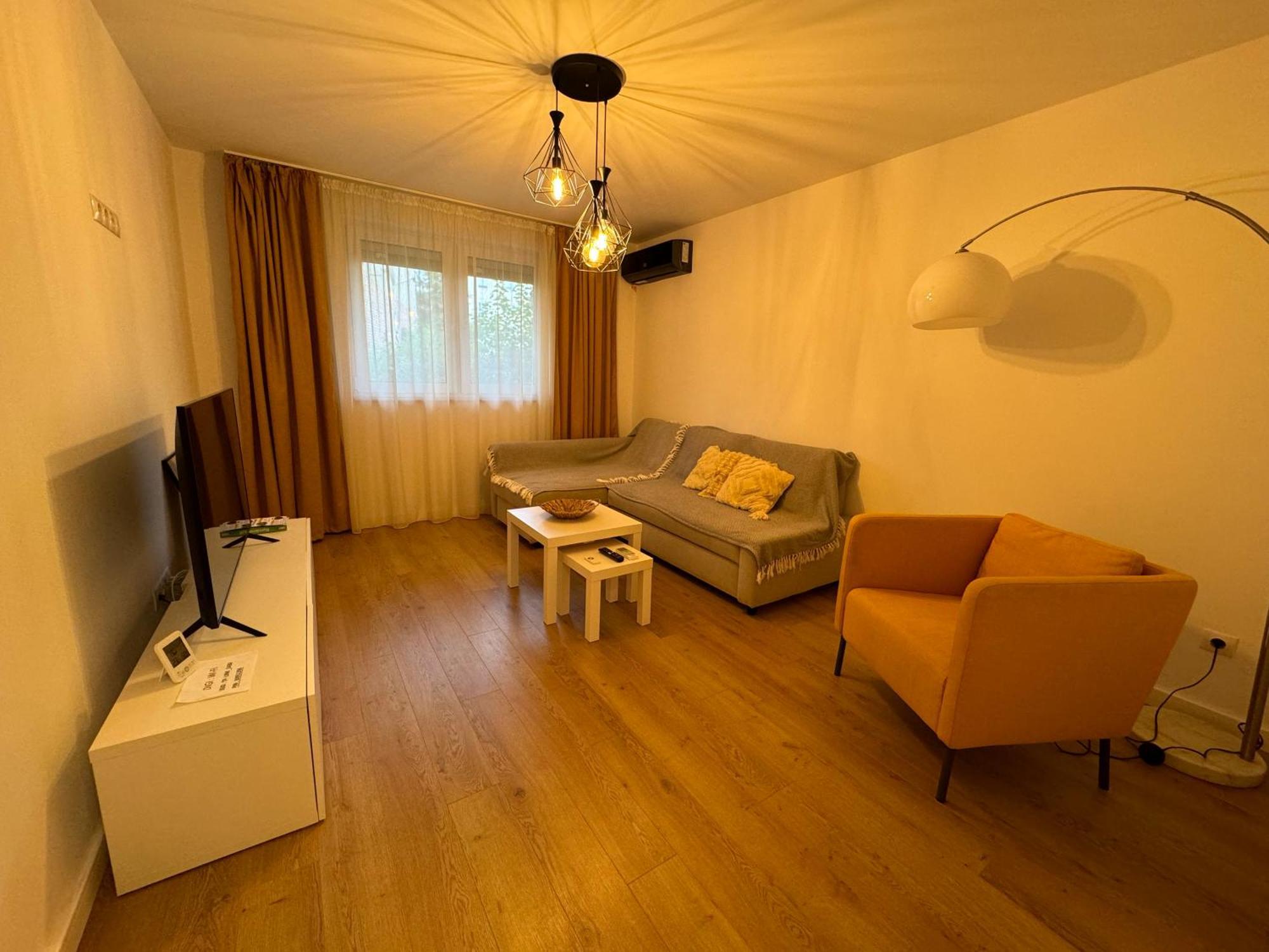 Alexander Cozy Apartment Free Private Parking Mediaş Exteriör bild